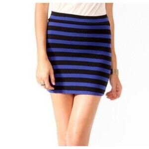 Michael Kors Vintage Mini Skirt Blue & Black Stripe Knit Stretch Side Zip Size 8